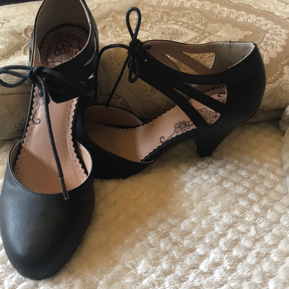 Black ankle tie 2inch heel